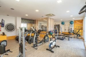 Apartamento para alugar com 93m², 2 dormitórios, 3 vagas no bairro Jardim Europa em Porto Alegre - Foto 27