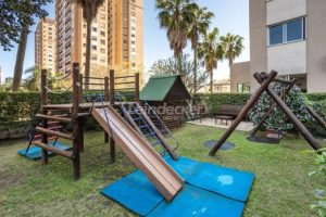 Apartamento para alugar com 93m², 2 dormitórios, 3 vagas no bairro Jardim Europa em Porto Alegre - Foto 31