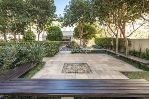 Apartamento para alugar com 93m², 2 dormitórios, 3 vagas no bairro Jardim Europa em Porto Alegre - Foto 32