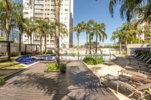 Apartamento para alugar com 93m², 2 dormitórios, 3 vagas no bairro Jardim Europa em Porto Alegre - Foto 35