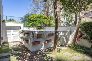 Apartamento para alugar com 93m², 2 dormitórios, 3 vagas no bairro Jardim Europa em Porto Alegre - Foto 43