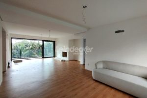 Apartamento para alugar com 154m², 3 dormitórios, 2 vagas no bairro Três Figueiras em Porto Alegre - Foto 2