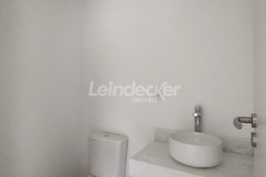 Apartamento para alugar com 154m², 3 dormitórios, 2 vagas no bairro Três Figueiras em Porto Alegre - Foto 11