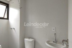 Apartamento para alugar com 154m², 3 dormitórios, 2 vagas no bairro Três Figueiras em Porto Alegre - Foto 25