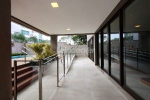 Apartamento para alugar com 154m², 3 dormitórios, 2 vagas no bairro Três Figueiras em Porto Alegre - Foto 38