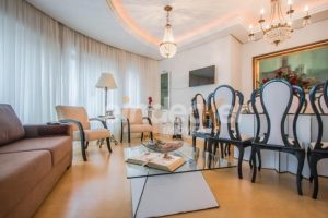 Apartamento à venda com 106m², 3 dormitórios, 1 suíte, 1 vaga no bairro Rio Branco em Porto Alegre - Foto 3