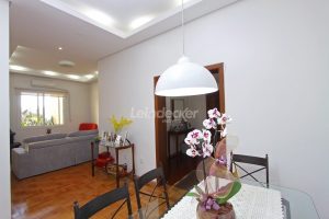 Apartamento à venda com 132m², 3 dormitórios, 2 vagas no bairro Rio Branco em Porto Alegre - Foto 3