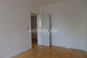 Apartamento à venda com 112m², 3 dormitórios no bairro Centro Histórico em Porto Alegre - Foto 12
