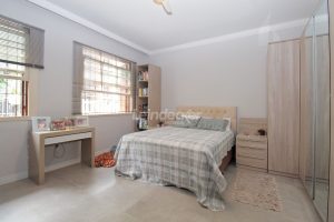 Apartamento à venda com 140m², 3 dormitórios, 1 suíte no bairro Rio Branco em Porto Alegre - Foto 3