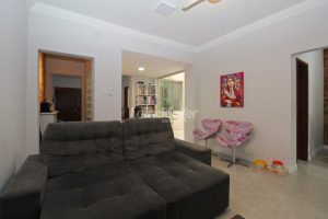 Apartamento à venda com 140m², 3 dormitórios, 1 suíte no bairro Rio Branco em Porto Alegre - Foto 2