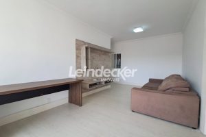 Apartamento à venda com 94m², 3 dormitórios, 1 suíte, 2 vagas no bairro Vila Ipiranga em Porto Alegre - Foto 3