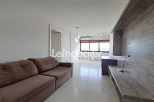 Apartamento à venda com 94m², 3 dormitórios, 1 suíte, 2 vagas no bairro Vila Ipiranga em Porto Alegre - Foto 4
