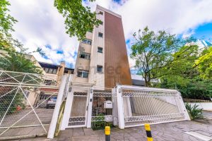 Apartamento à venda com 87m², 3 dormitórios, 1 suíte, 2 vagas no bairro Bela Vista em Porto Alegre - Foto 1