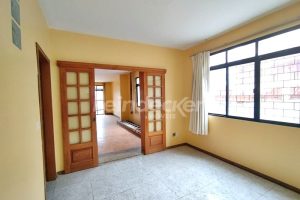 Casa à venda com 300m², 6 dormitórios, 2 suítes, 2 vagas no bairro Tristeza em Porto Alegre - Foto 7