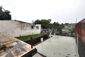 Casa à venda com 300m², 6 dormitórios, 2 suítes, 2 vagas no bairro Tristeza em Porto Alegre - Foto 15