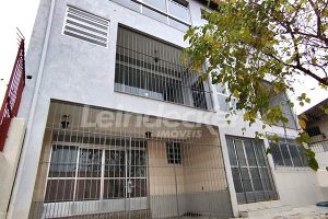 Casa à venda com 300m², 6 dormitórios, 2 suítes, 2 vagas no bairro Tristeza em Porto Alegre - Foto 16