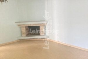 Casa à venda com 219m², 3 dormitórios, 6 vagas no bairro Passo d'Areia em Porto Alegre - Foto 16