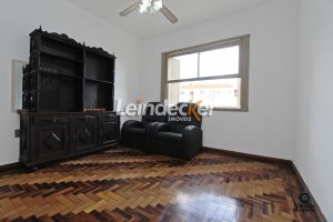 Apartamento à venda com 99m², 3 dormitórios no bairro Rio Branco em Porto Alegre - Foto 2