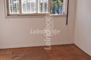 Apartamento à venda com 73m², 2 dormitórios no bairro Rio Branco em Porto Alegre - Foto 4