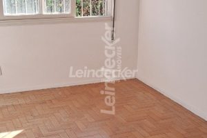 Apartamento à venda com 73m², 2 dormitórios no bairro Rio Branco em Porto Alegre - Foto 3