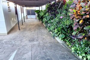 Casa à venda com 179m², 4 dormitórios, 1 suíte, 3 vagas no bairro Jardim do Salso em Porto Alegre - Foto 4