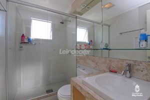 Apartamento à venda com 109m², 1 dormitório, 1 suíte, 3 vagas no bairro Higienópolis em Porto Alegre - Foto 21