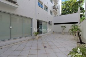 Apartamento à venda com 109m², 1 dormitório, 1 suíte, 3 vagas no bairro Higienópolis em Porto Alegre - Foto 32