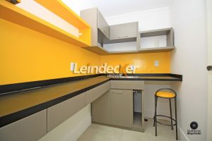 Casa à venda com 485m², 5 dormitórios, 2 suítes, 3 vagas no bairro Auxiliadora em Porto Alegre - Foto 25