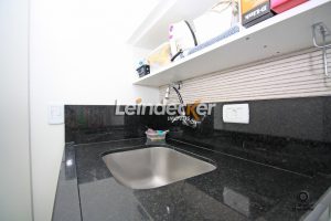 Casa à venda com 485m², 5 dormitórios, 2 suítes, 3 vagas no bairro Auxiliadora em Porto Alegre - Foto 24