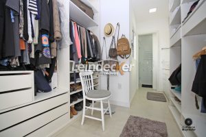 Casa à venda com 485m², 5 dormitórios, 2 suítes, 3 vagas no bairro Auxiliadora em Porto Alegre - Foto 18