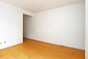 Apartamento à venda com 42m², 1 dormitório no bairro Azenha em Porto Alegre - Foto 3