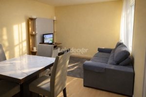 Apartamento à venda com 82m², 2 dormitórios, 1 suíte, 1 vaga no bairro Petrópolis em Porto Alegre - Foto 2