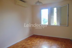 Apartamento à venda com 62m², 2 dormitórios no bairro Petrópolis em Porto Alegre - Foto 2