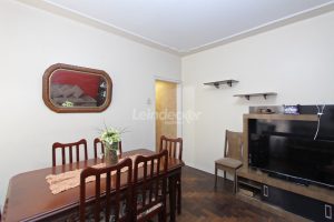 Apartamento à venda com 108m², 3 dormitórios no bairro Rio Branco em Porto Alegre - Foto 4