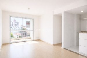 Apartamento à venda com 73m², 2 dormitórios, 1 suíte, 1 vaga no bairro Jardim Lindóia em Porto Alegre - Foto 2