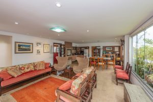 Cobertura à venda com 233m², 3 dormitórios, 1 suíte, 2 vagas no bairro Mont Serrat em Porto Alegre - Foto 1