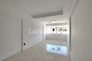 Salas/Conjuntos à venda com 40m² no bairro Floresta em Porto Alegre - Foto 2