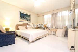 Casa à venda com 486m², 3 dormitórios, 1 suíte, 4 vagas no bairro Ipanema em Porto Alegre - Foto 10