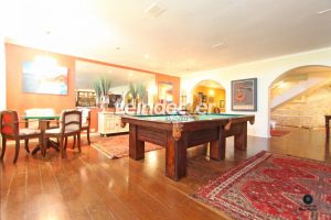 Casa à venda com 486m², 3 dormitórios, 1 suíte, 4 vagas no bairro Ipanema em Porto Alegre - Foto 6