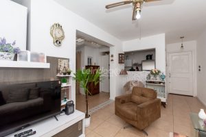 Apartamento à venda com 56m², 2 dormitórios, 1 suíte no bairro Petrópolis em Porto Alegre - Foto 1