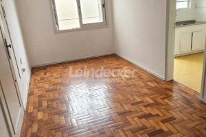 Apartamento à venda com 56m², 2 dormitórios no bairro Azenha em Porto Alegre - Foto 2
