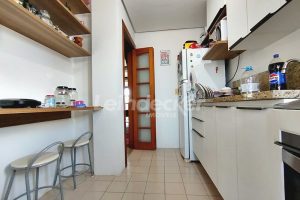 Cobertura à venda com 134m², 2 dormitórios, 2 vagas no bairro Jardim Botânico em Porto Alegre - Foto 8