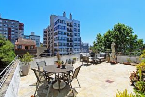 Cobertura à venda com 213m², 4 dormitórios, 2 suítes, 1 vaga no bairro Mont Serrat em Porto Alegre - Foto 2