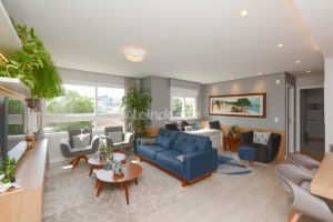 Apartamento à venda com 76m², 3 dormitórios, 1 suíte, 2 vagas no bairro Navegantes em Porto Alegre - Foto 1