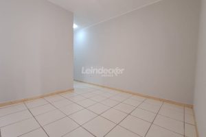 Apartamento à venda com 118m², 2 dormitórios no bairro Petrópolis em Porto Alegre - Foto 2
