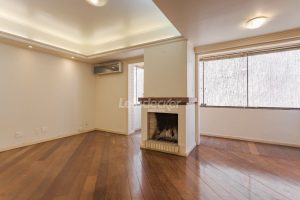 Apartamento à venda com 113m², 3 dormitórios, 1 suíte, 2 vagas no bairro Petrópolis em Porto Alegre - Foto 2