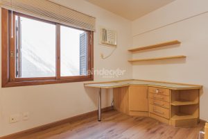 Apartamento à venda com 113m², 3 dormitórios, 1 suíte, 2 vagas no bairro Petrópolis em Porto Alegre - Foto 15