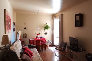 Apartamento à venda com 68m², 2 dormitórios no bairro Rio Branco em Porto Alegre - Foto 1