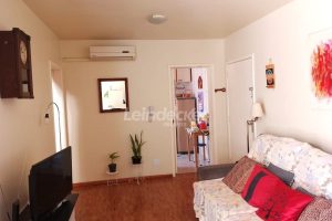 Apartamento à venda com 68m², 2 dormitórios no bairro Rio Branco em Porto Alegre - Foto 2