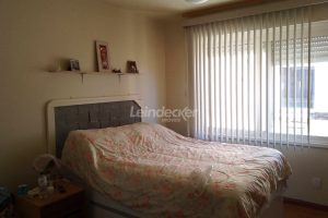 Apartamento à venda com 68m², 2 dormitórios no bairro Rio Branco em Porto Alegre - Foto 4